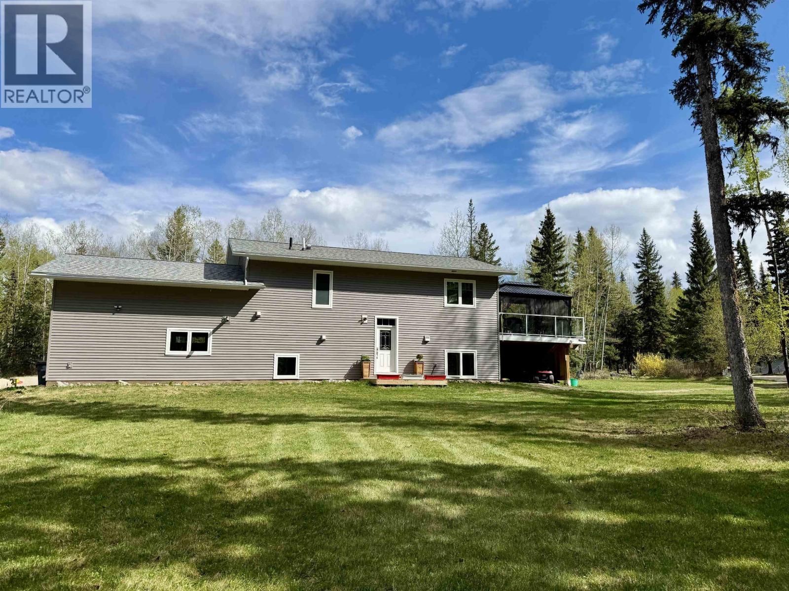 5665 W Meier Road, Cluculz Lake, British Columbia  V0J 3A3 - Photo 8 - R3124399