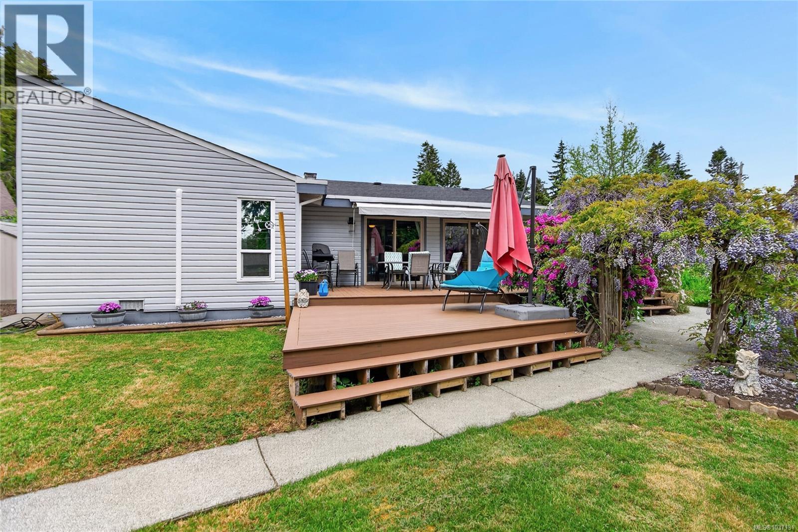 375 Georgia Crt, Comox, British Columbia  V9M 2W2 - Photo 35 - 1037131