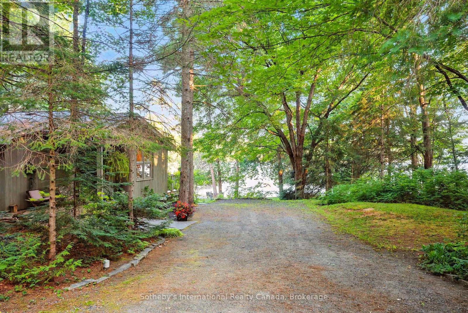 1059 N. Tooke Lake Road, Lake Of Bays (Mclean), Ontario  P0B 1A0 - Photo 3 - X13137674