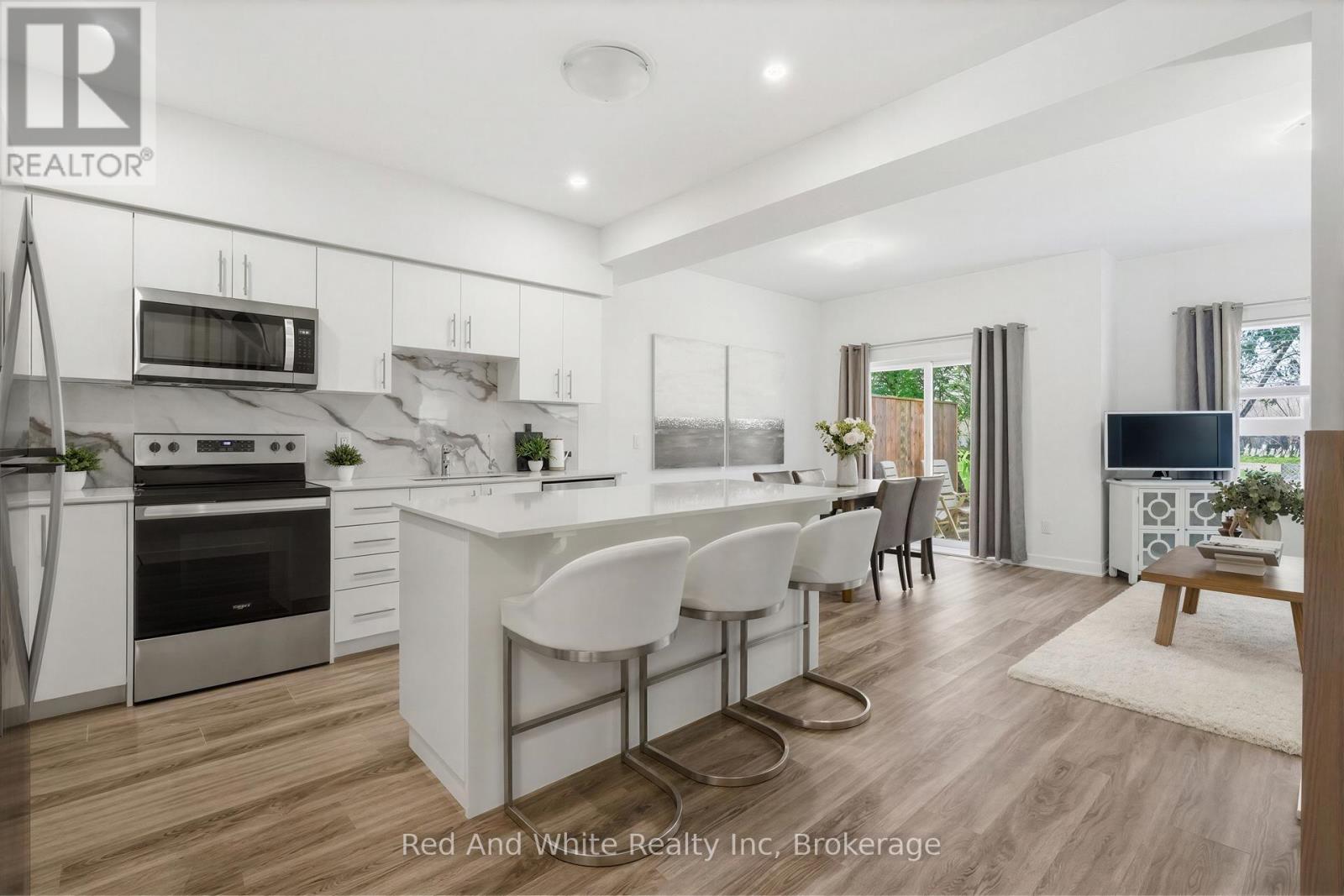22 - 110 Fergus Avenue, Kitchener, Ontario  N2A 0K9 - Photo 2 - X13137696