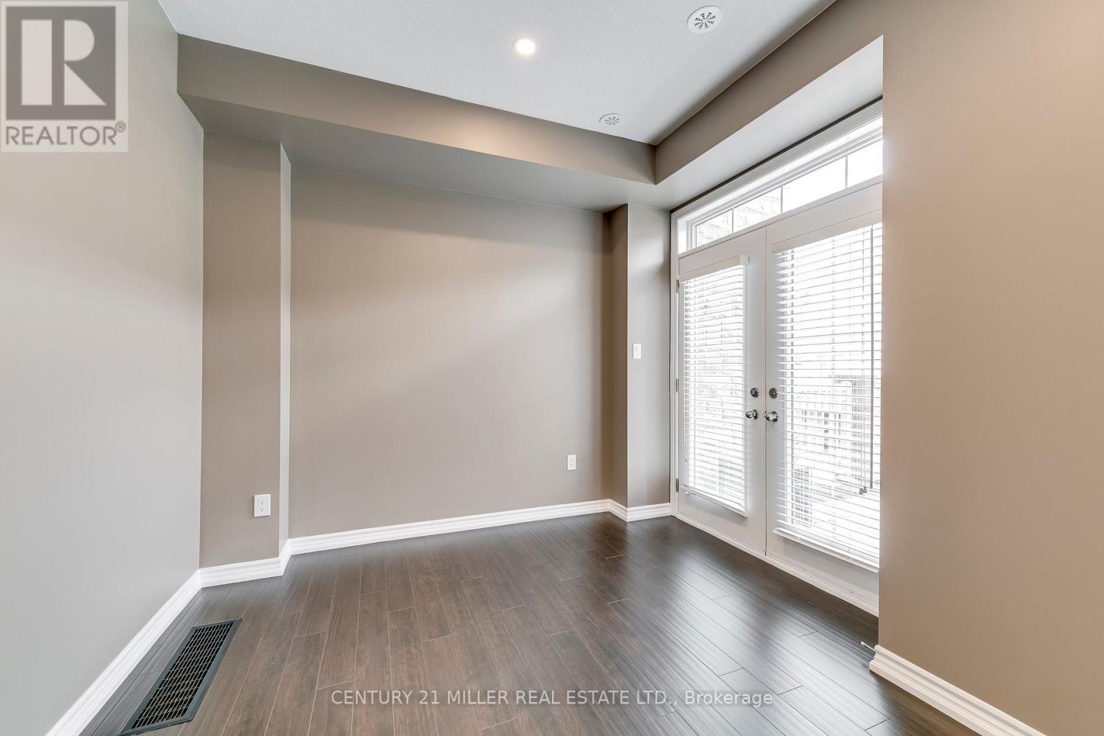 24 - 2435 Greenwich Drive, Oakville, Ontario  L6M 0S4 - Photo 18 - W13137678