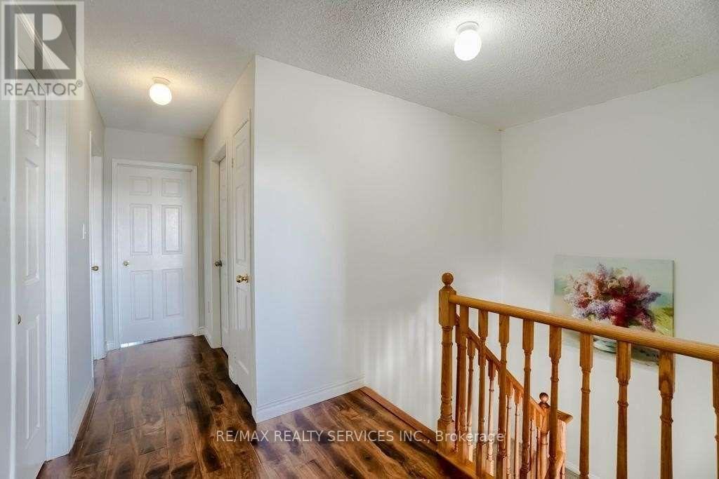 50 Oakmeadow Drive, Brampton, Ontario  L7A 2M1 - Photo 20 - W13137690