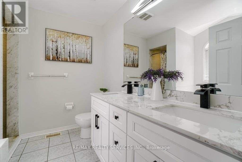 50 Oakmeadow Drive, Brampton, Ontario  L7A 2M1 - Photo 23 - W13137690