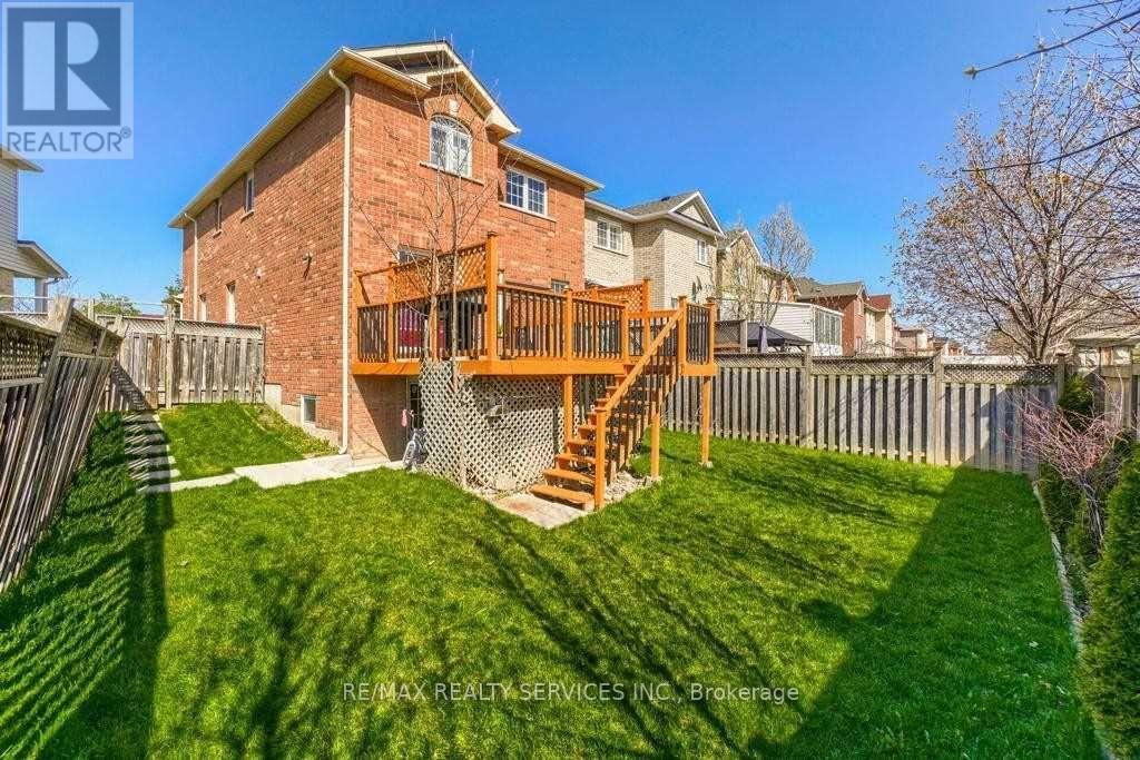 50 Oakmeadow Drive, Brampton, Ontario  L7A 2M1 - Photo 29 - W13137690