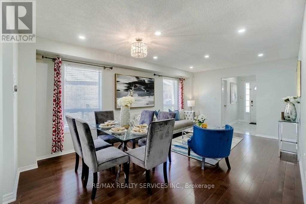 50 Oakmeadow Drive, Brampton, Ontario  L7A 2M1 - Photo 6 - W13137690