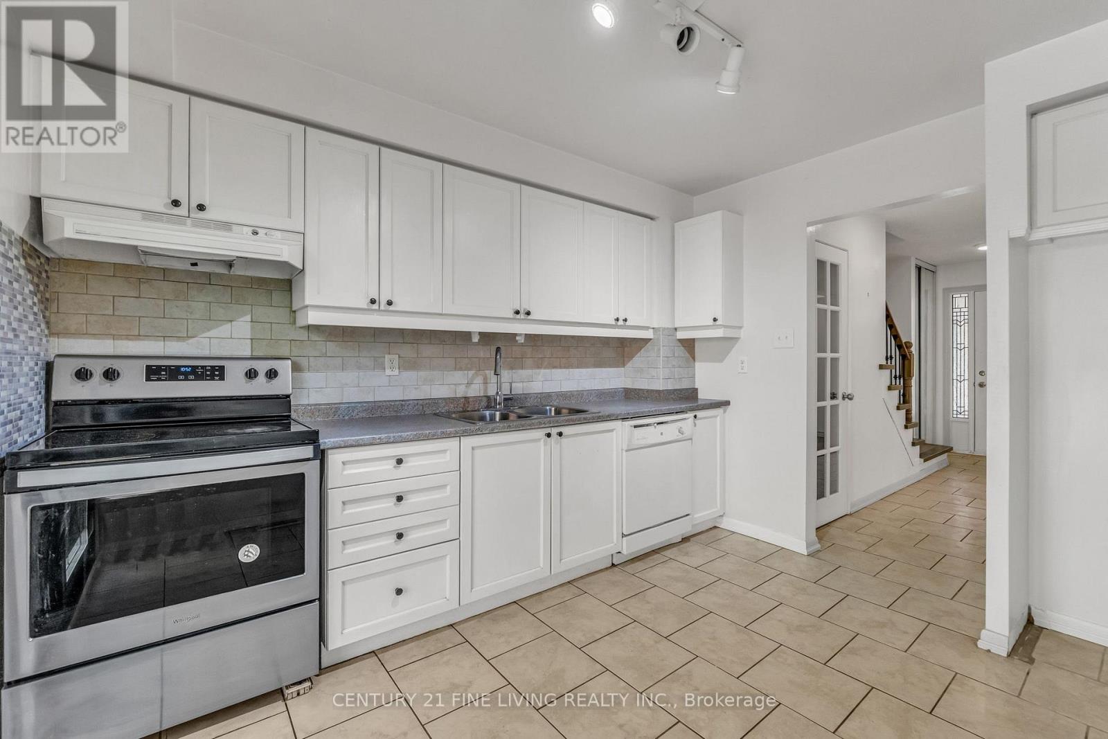 39 Rushmore Crescent, Brampton, Ontario  L6Z 1R1 - Photo 15 - W13137692