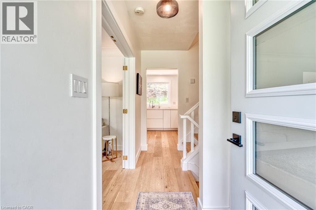187 Woodview Crescent, Ancaster, Ontario  L9G 1G1 - Photo 4 - 40825164