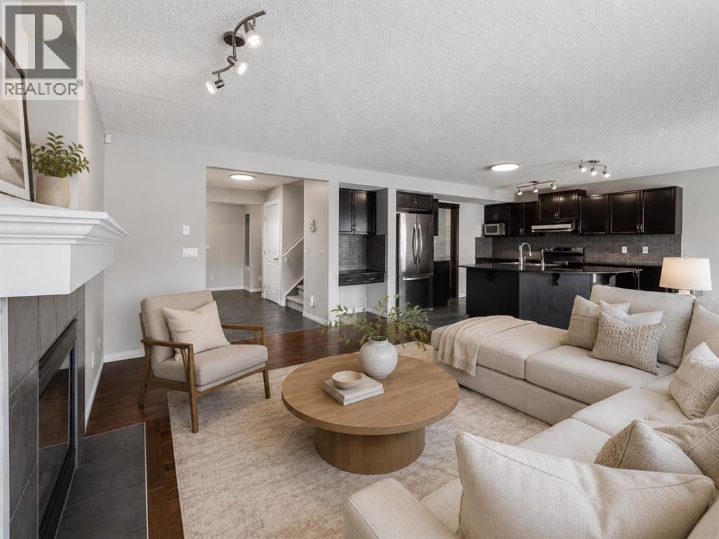 72 Pantego Close NW, Calgary, Alberta  T3K 0K1 - Photo 3 - A2307103