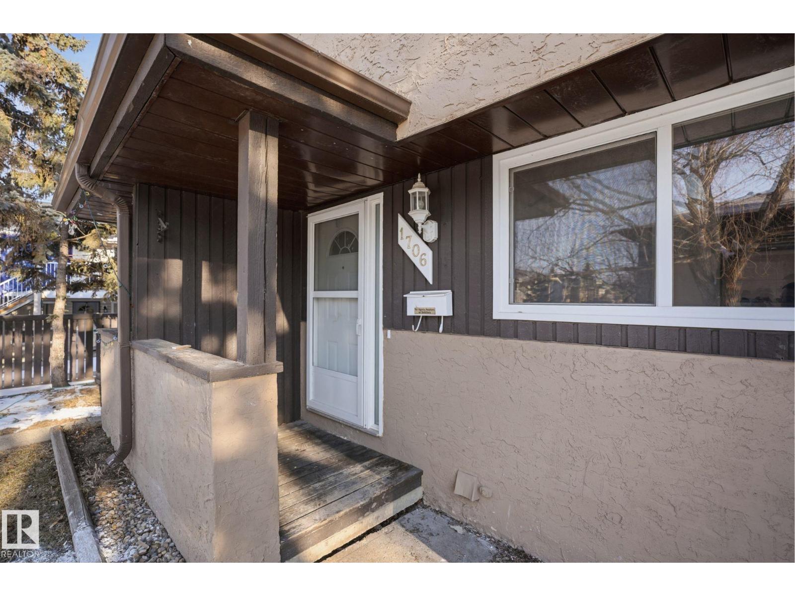 1706 37 ST NW, edmonton, Alberta