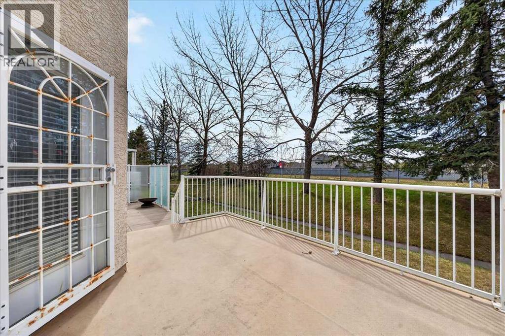 98 Hampstead Circle NW, Calgary, Alberta  T3A 5P1 - Photo 32 - A2311231