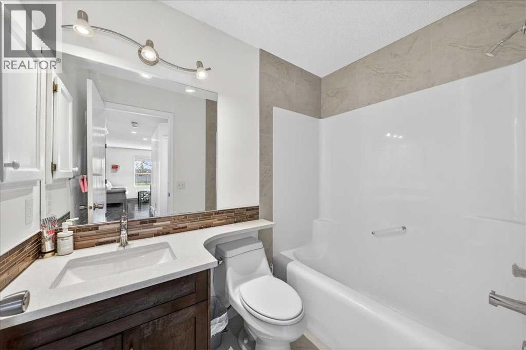 98 Hampstead Circle NW, Calgary, Alberta  T3A 5P1 - Photo 17 - A2311231