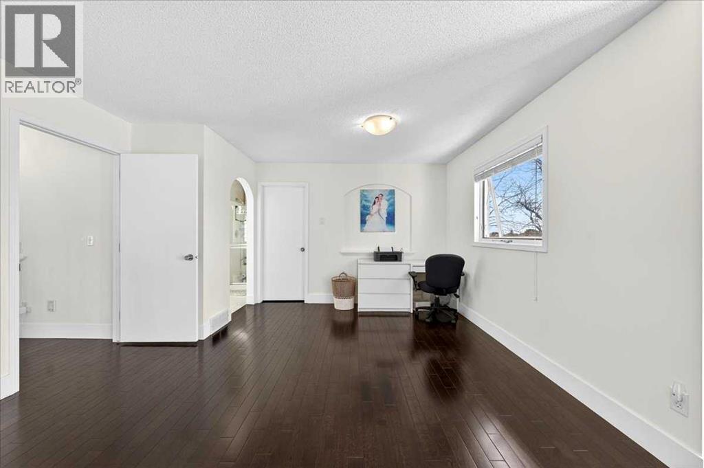 98 Hampstead Circle NW, Calgary, Alberta  T3A 5P1 - Photo 27 - A2311231