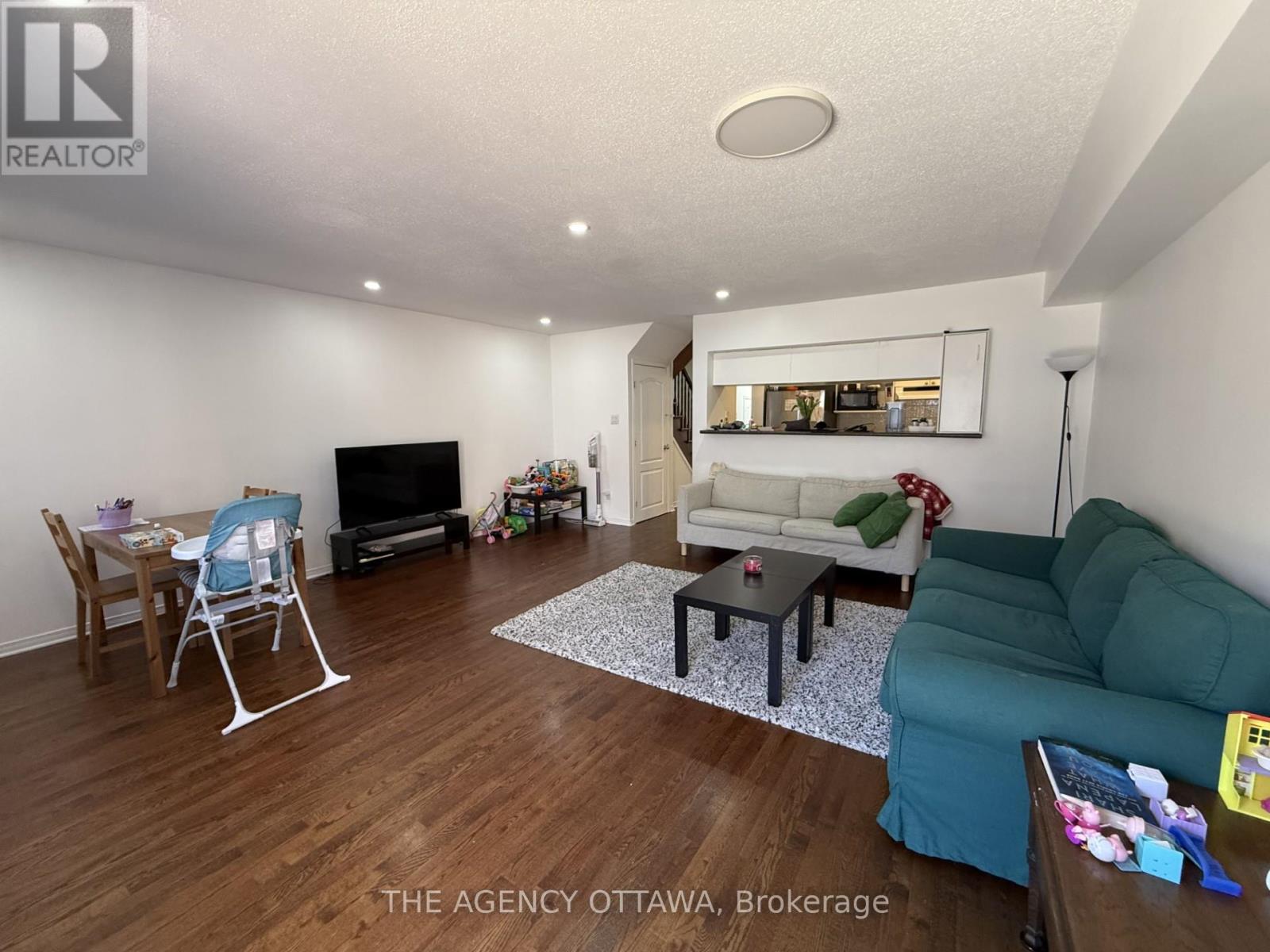 222 Freedom Private, Ottawa, Ontario  K1G 6W2 - Photo 6 - X13137700