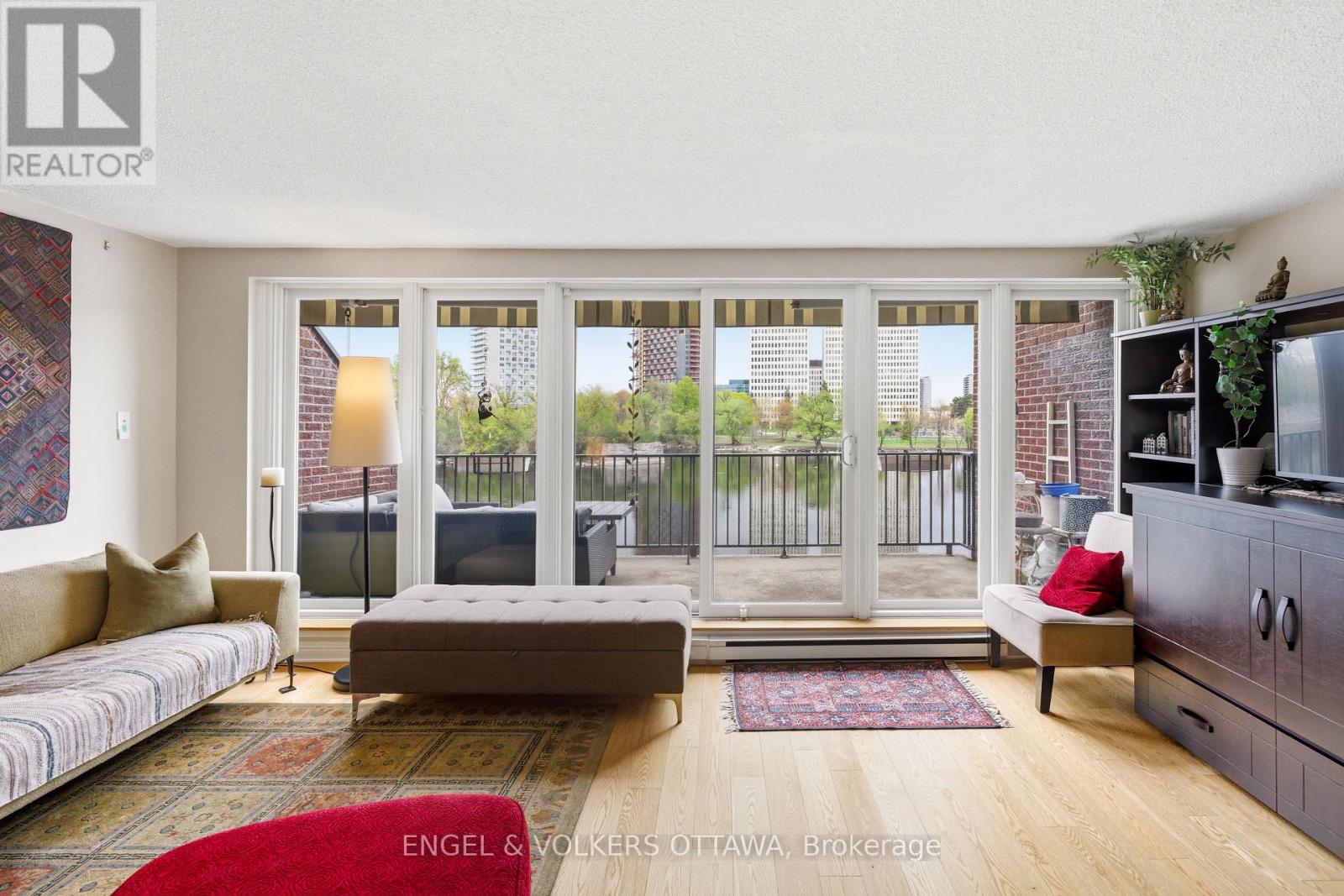 103 - 555 Wilbrod Street, Ottawa, Ontario  K1N 5R4 - Photo 4 - X13137734