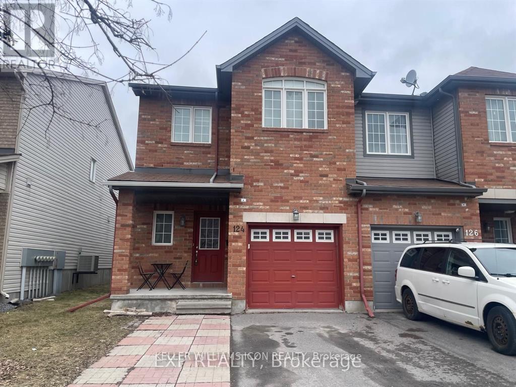 124 LOKOYA STREET, Ottawa, Ontario