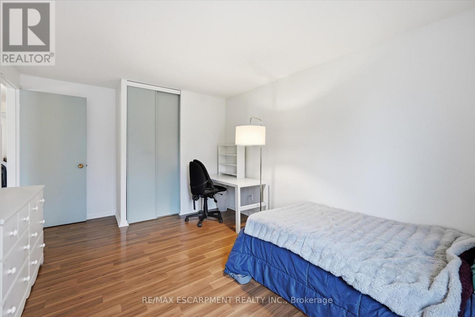 712 Auburn Crescent, Burlington, Ontario  L7L 5B2 - Photo 25 - W13137638