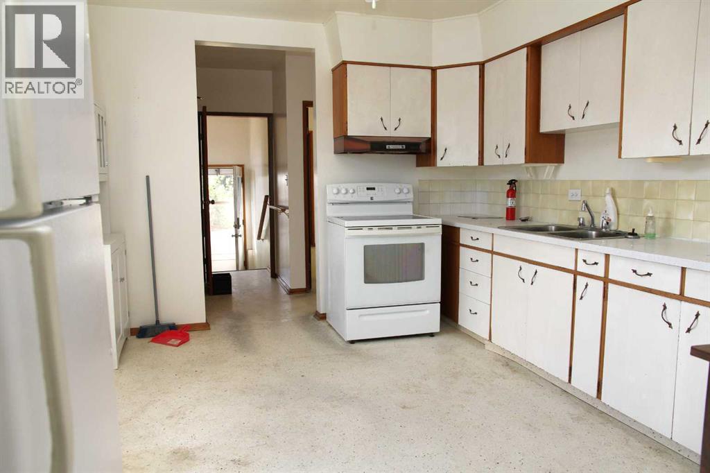 109 5 Avenue W, Maidstone, Saskatchewan  S0M 1M0 - Photo 4 - A2310371