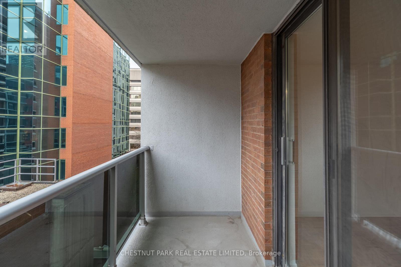 715 - 20 Saint Patrick Street, Toronto, Ontario  M5T 2Y4 - Photo 4 - C13137738