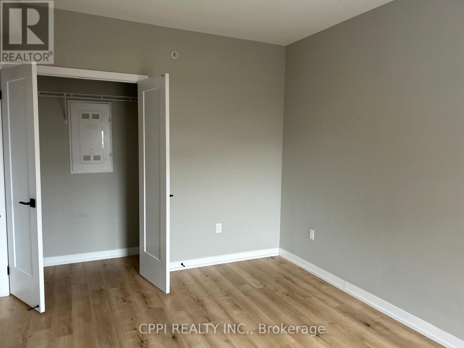 404 - 70 King Street E, Oshawa, Ontario  L1H 1B5 - Photo 5 - E13137714