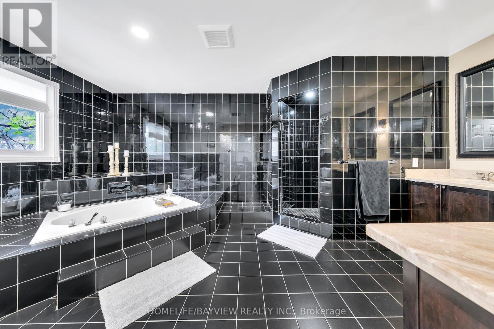 8 Sala Drive, Richmond Hill, Ontario  L4C 8C2 - Photo 41 - N13137706