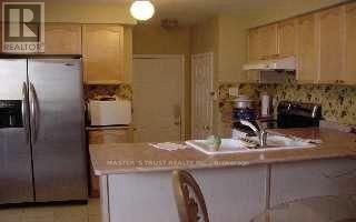 5 Bern Street E, Markham, Ontario  L6E 1G7 - Photo 2 - N13137726