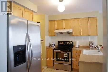5 Bern Street E, Markham, Ontario  L6E 1G7 - Photo 7 - N13137726