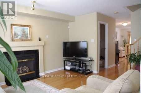 5 Bern Street E, Markham, Ontario  L6E 1G7 - Photo 9 - N13137726