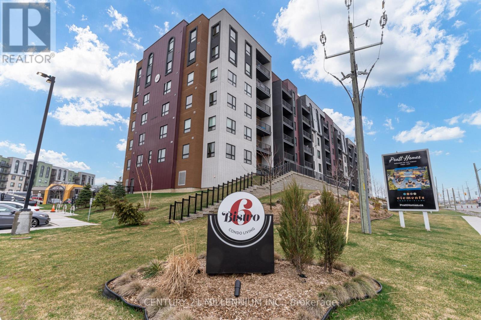 606 - 4 SPICE WAY, Barrie, Ontario