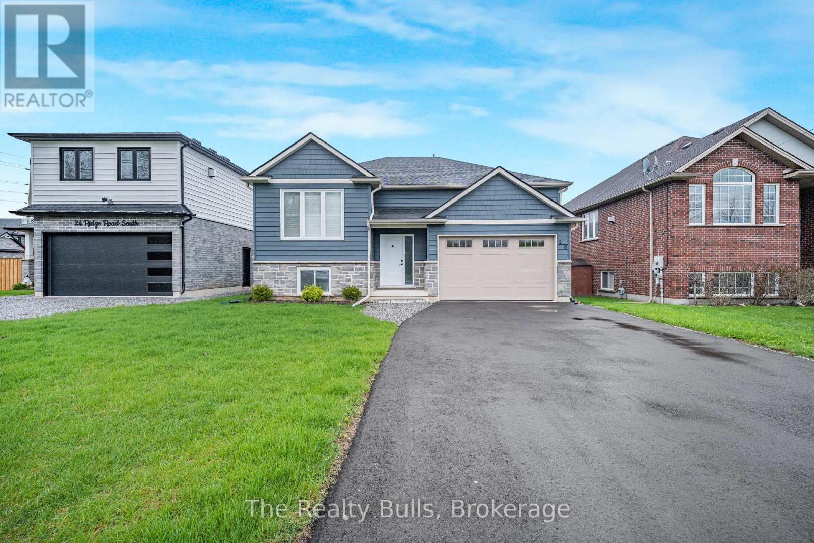 28 Ridge Road S, Fort Erie, Ontario  L0S 1B0 - Photo 3 - X13137698