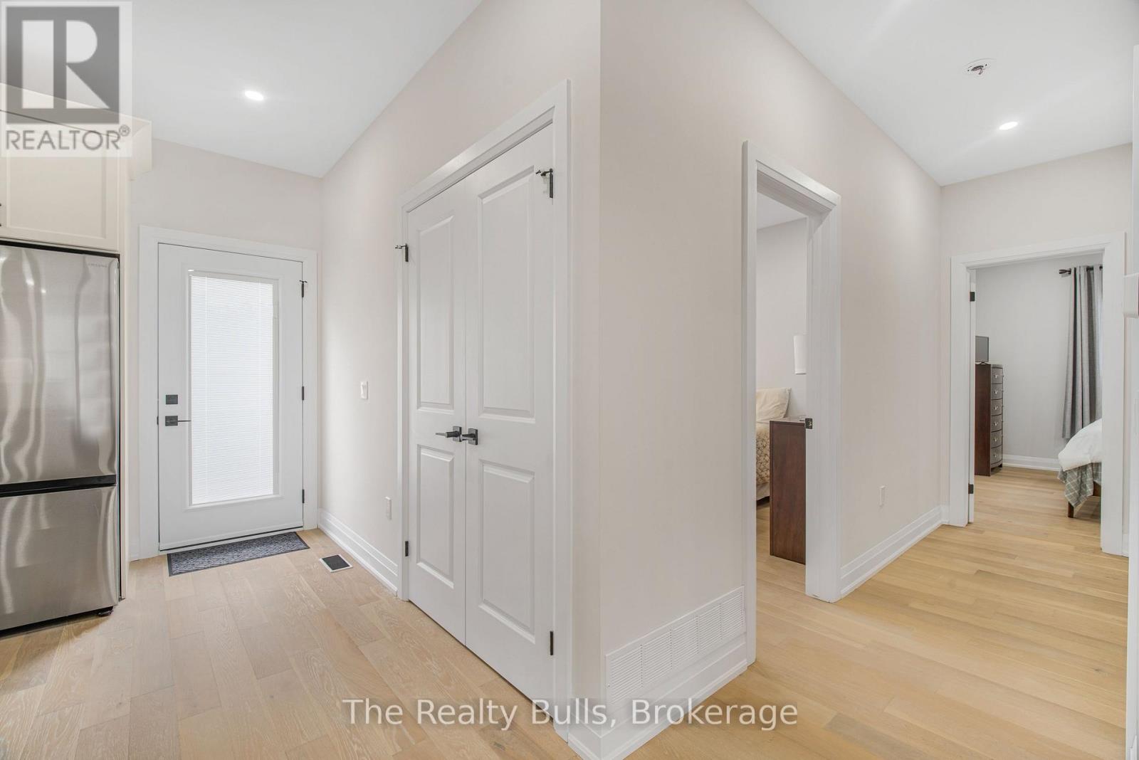 28 Ridge Road S, Fort Erie, Ontario  L0S 1B0 - Photo 6 - X13137698