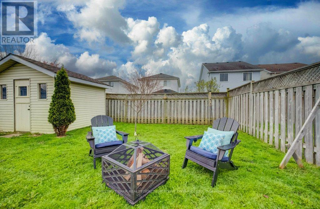 255 Highbrook Crescent W, Waterloo, Ontario  N2E 3P6 - Photo 18 - X13137722