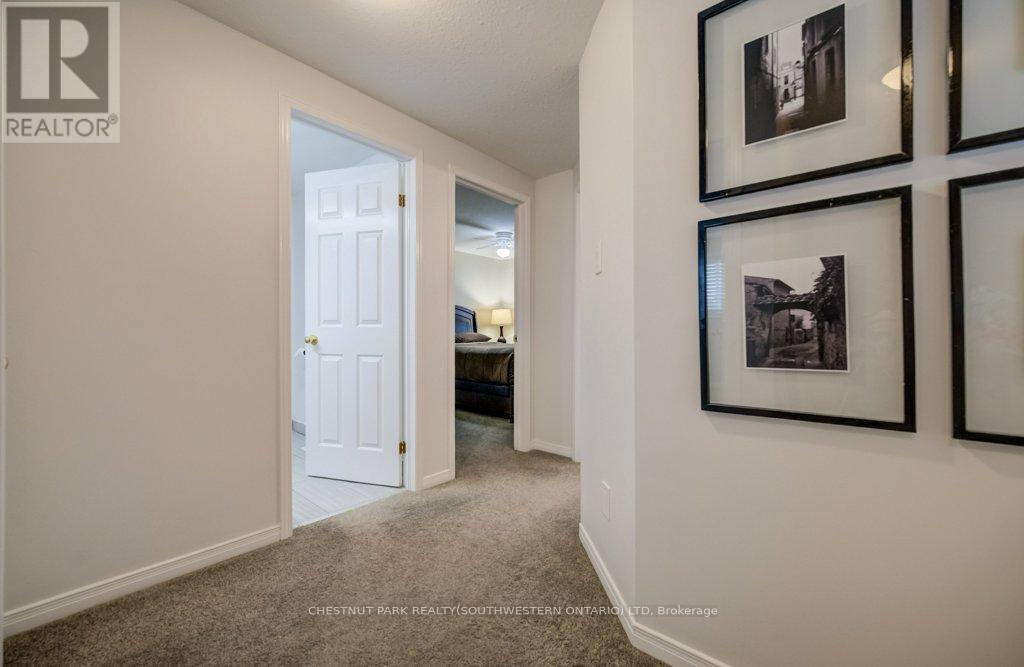 255 Highbrook Crescent W, Waterloo, Ontario  N2E 3P6 - Photo 20 - X13137722