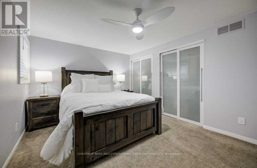 255 Highbrook Crescent W, Waterloo, Ontario  N2E 3P6 - Photo 23 - X13137722