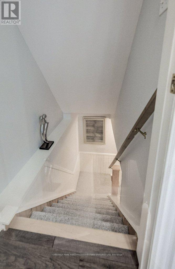 255 Highbrook Crescent W, Waterloo, Ontario  N2E 3P6 - Photo 29 - X13137722