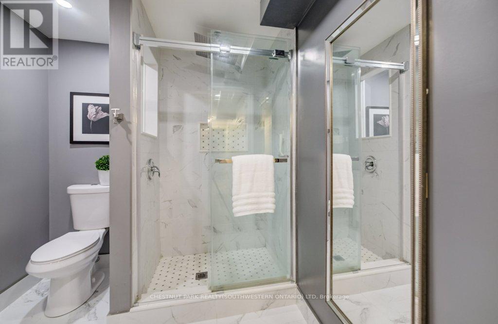 255 Highbrook Crescent W, Waterloo, Ontario  N2E 3P6 - Photo 35 - X13137722