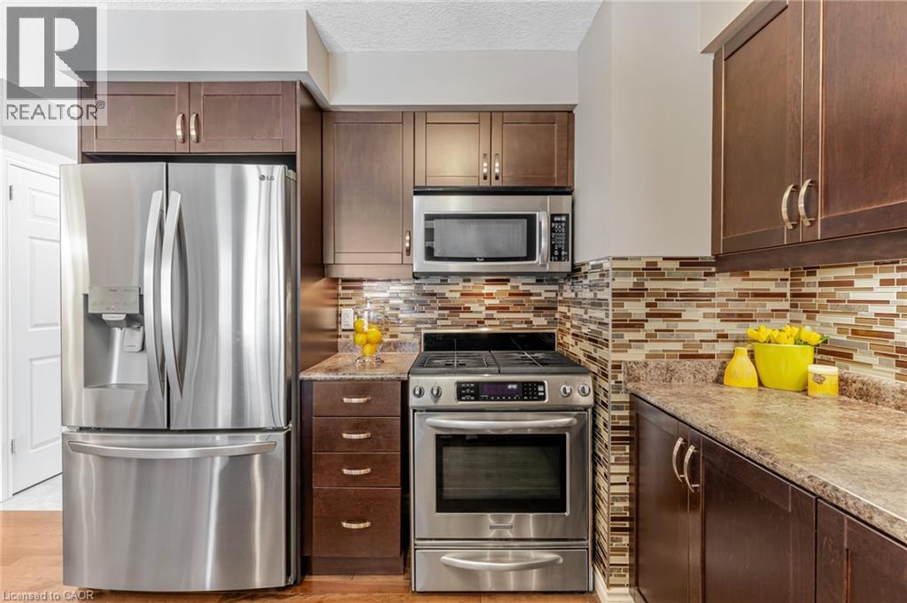 555 Chablis Drive Unit# 18, Waterloo, Ontario  N2T 0A5 - Photo 10 - 40829056