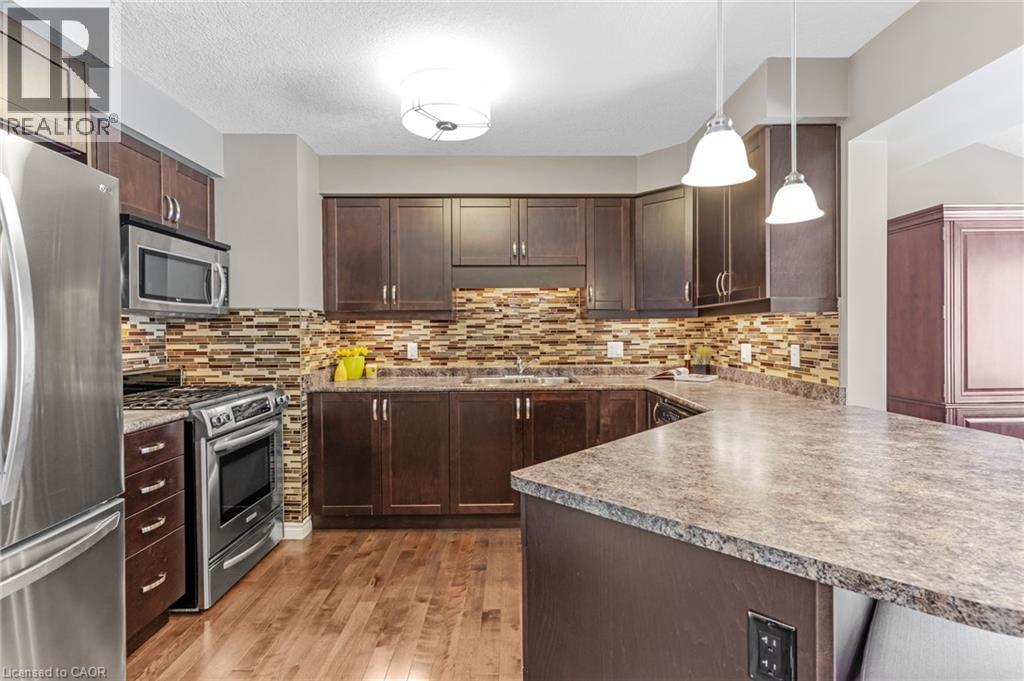 555 Chablis Drive Unit# 18, Waterloo, Ontario  N2T 0A5 - Photo 9 - 40829056
