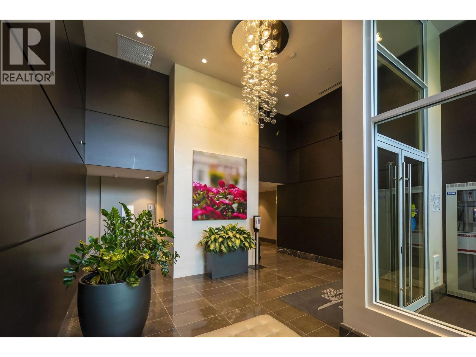 608 1561 W 57th Avenue, Vancouver, British Columbia  V6P 0H5 - Photo 2 - R3103781