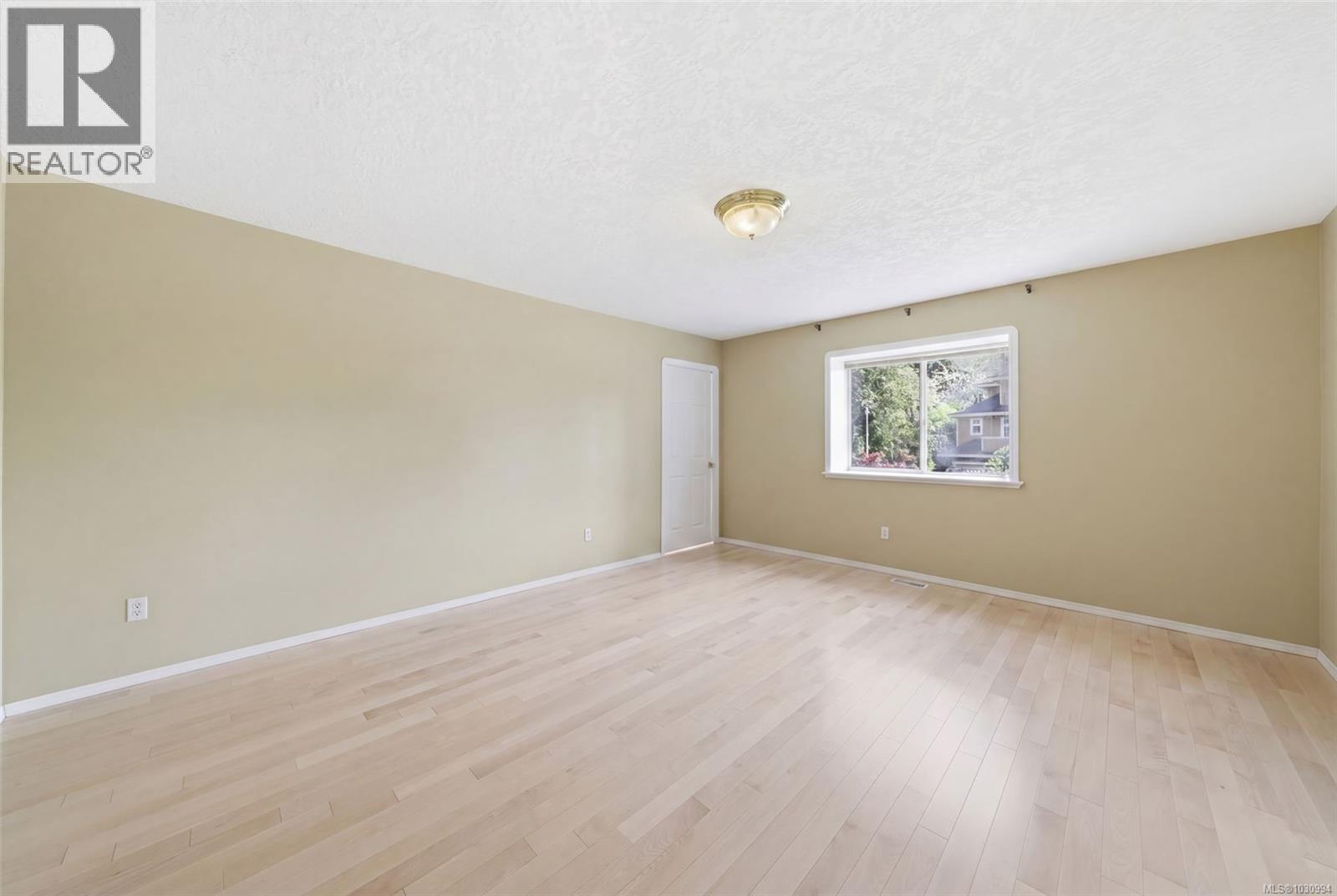 1032 Valewood Trail, Saanich, British Columbia  V8X 5G7 - Photo 17 - 1030994