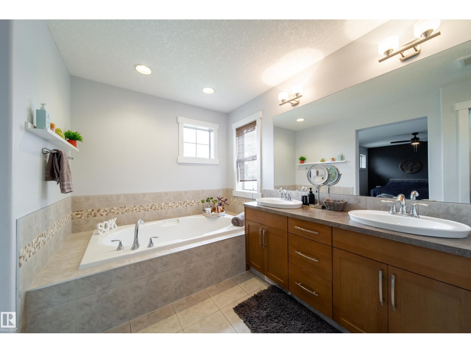2016 125 St Sw, Edmonton, Alberta  T6W 0A4 - Photo 17 - E4488225