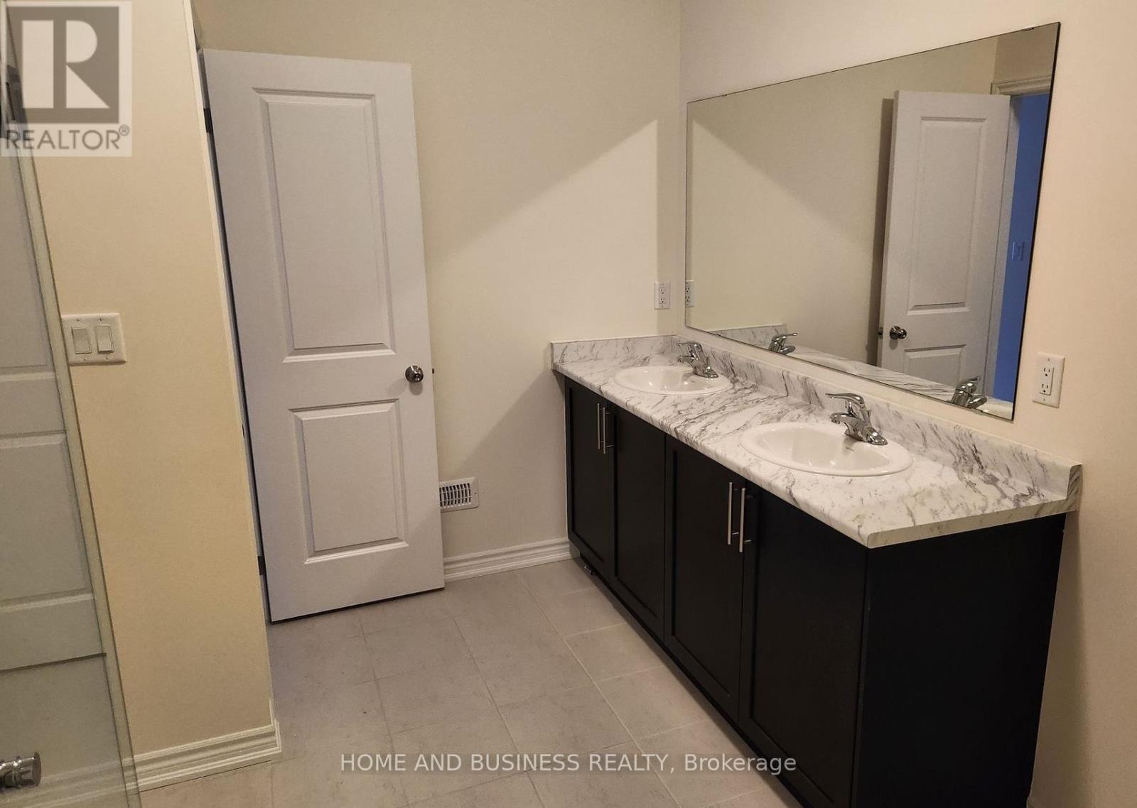 30 Hartington Street, Vaughan, Ontario  L4H 5J7 - Photo 10 - N13137750