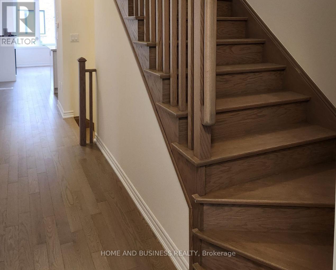 30 Hartington Street, Vaughan, Ontario  L4H 5J7 - Photo 4 - N13137750