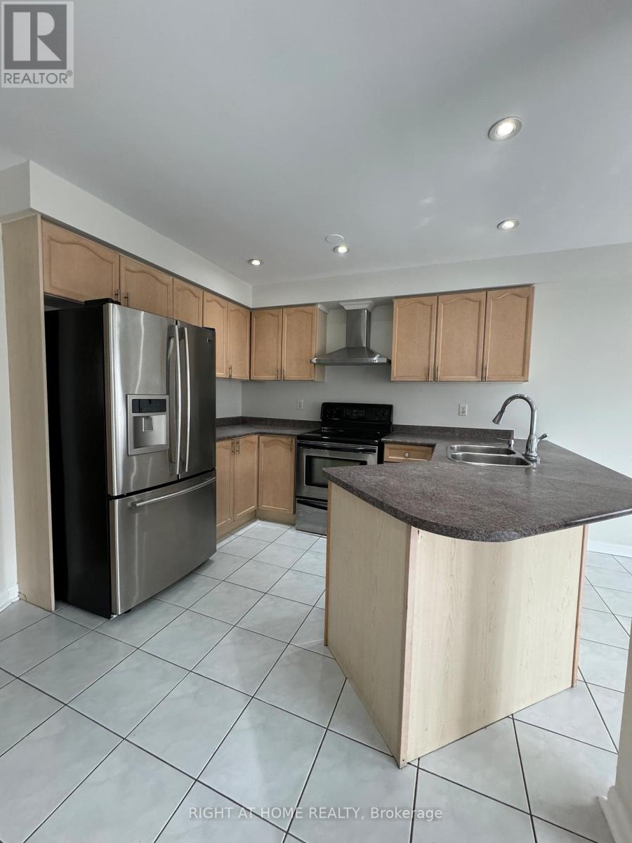 3549 Gandhi Way, Mississauga, Ontario  L5B 4E3 - Photo 7 - W13137754