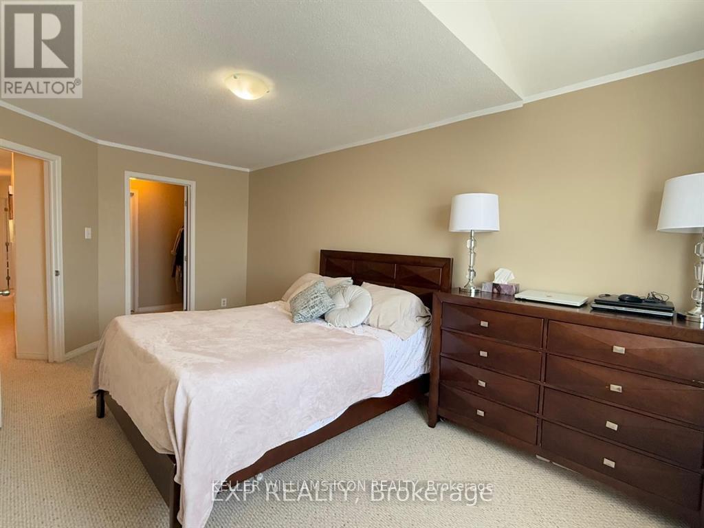 124 Lokoya Street, Ottawa, Ontario  K2S 0J4 - Photo 18 - X13137736