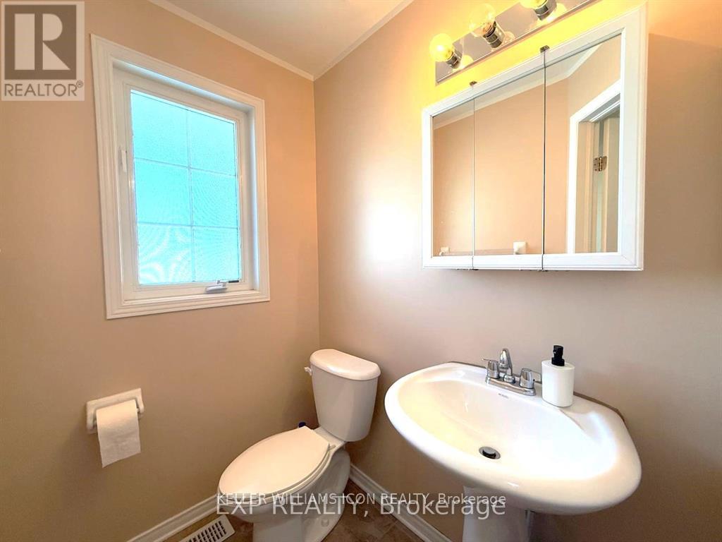 124 Lokoya Street, Ottawa, Ontario  K2S 0J4 - Photo 4 - X13137736