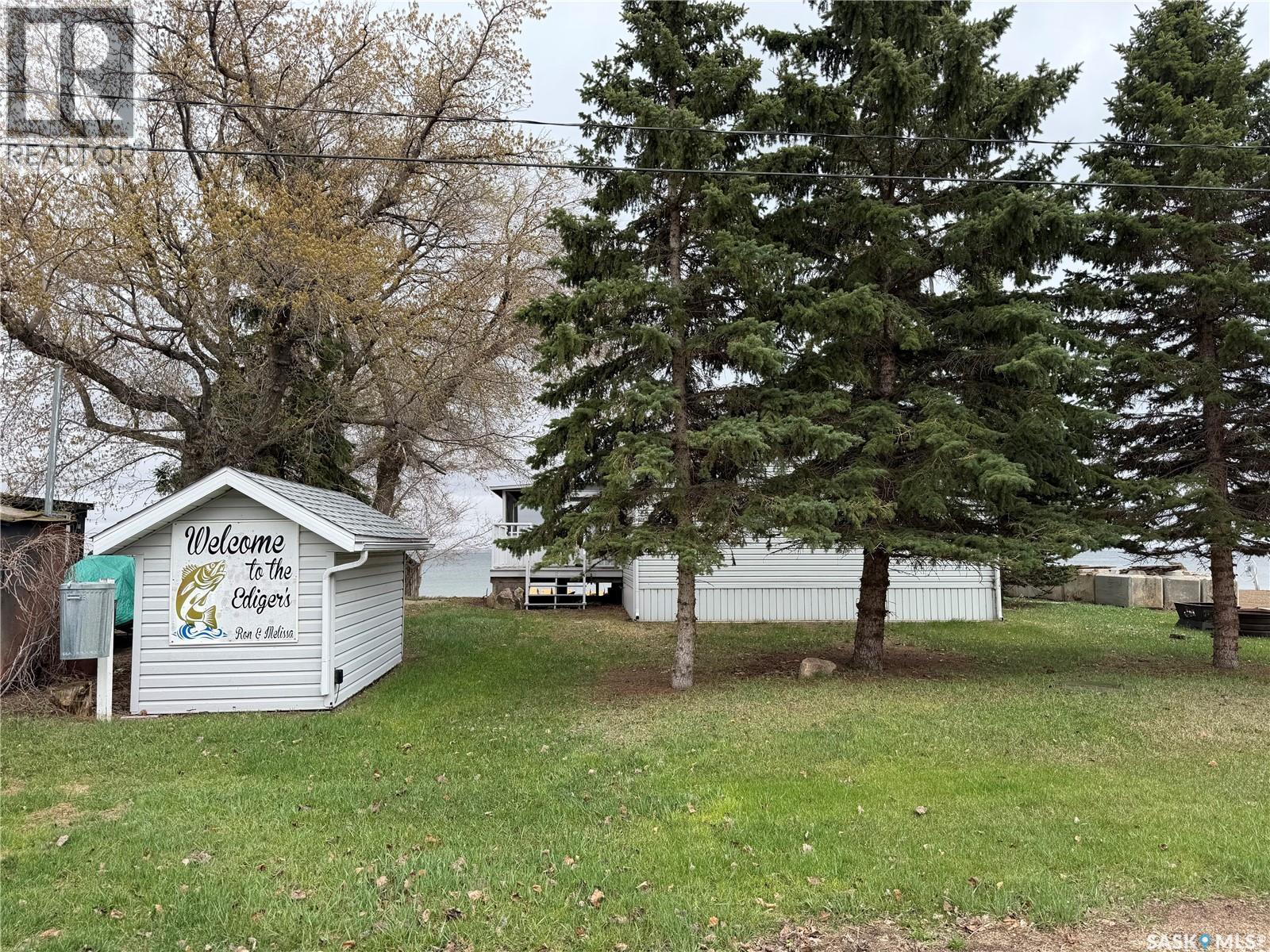 317 Lakeshore Drive, Etters Beach, Saskatchewan  S0G 2J0 - Photo 4 - SK036127