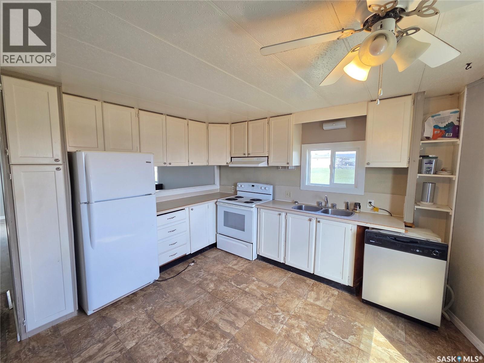 510 Stockton Avenue, Carlyle, Saskatchewan  S0C 0R0 - Photo 7 - SK036185