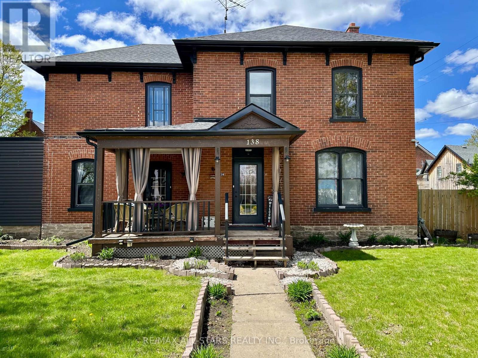 138 COLBORNE STREET, Tweed, Ontario