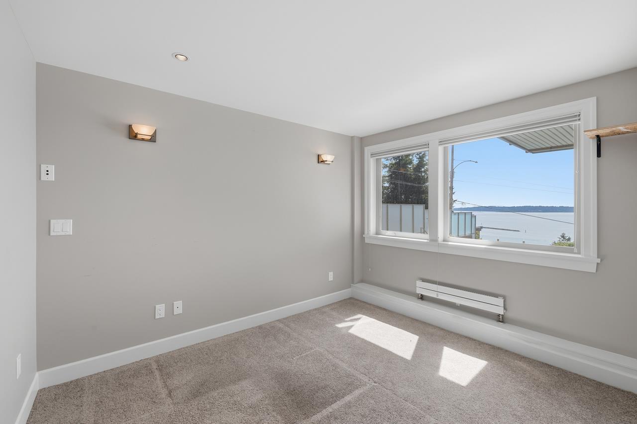 14843 Hardie Avenue, White Rock, British Columbia  V4B 2H6 - Photo 28 - R3124398