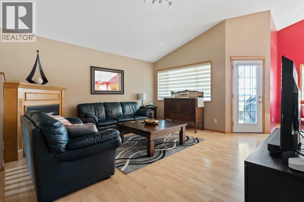 3206 67 Street, Camrose, Alberta  T4V 3N8 - Photo 4 - A2311901